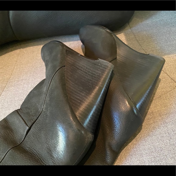 Great ASH Women's Over-The-Knee Wedge Leather Boot - Picture 9 of 13